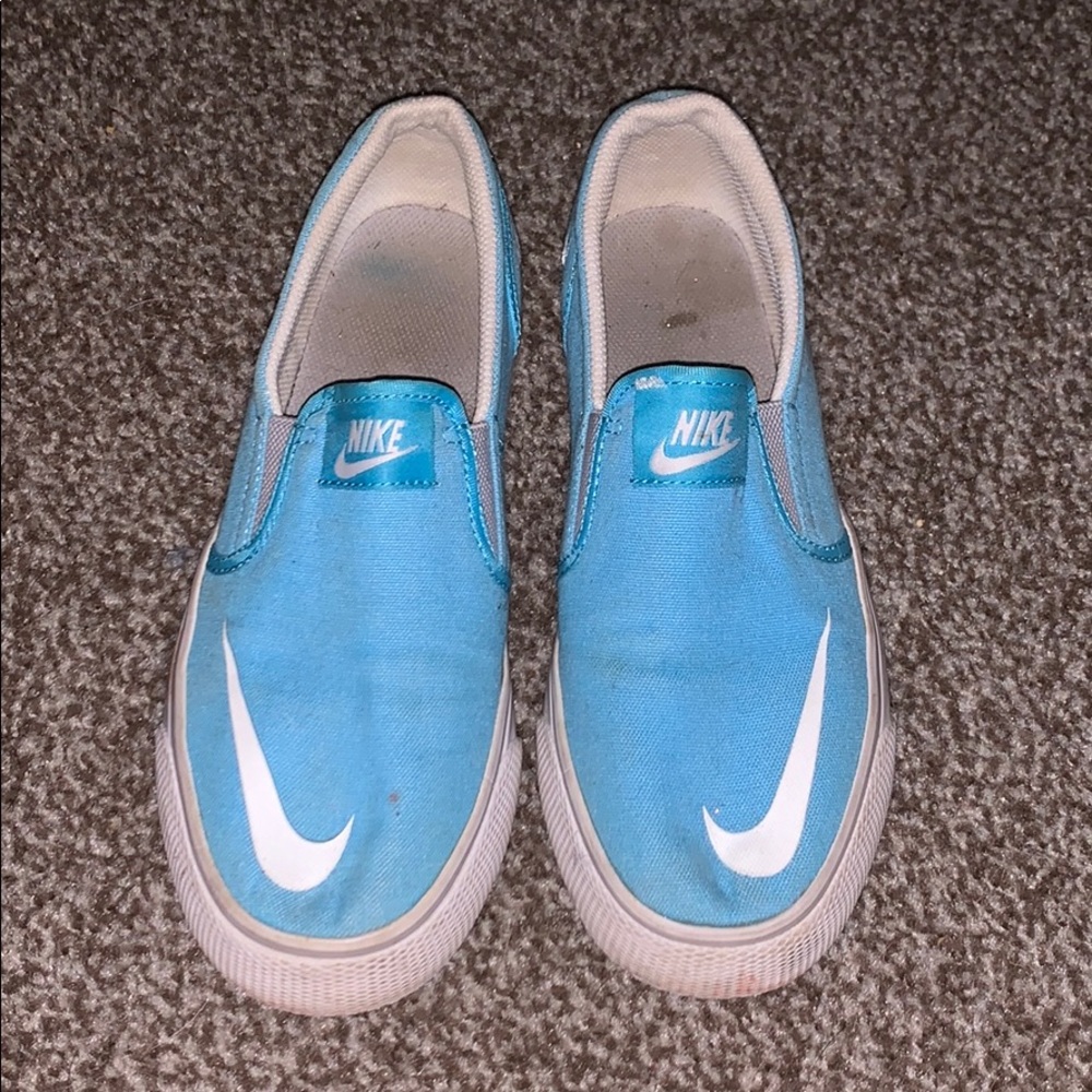 Nike slip-ons